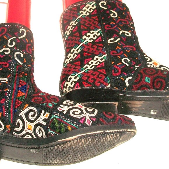 Unbranded Artisan-Made Central Asian Suzani Embroidered Side Zip Flat Boots 10M - Picture 10 of 12
